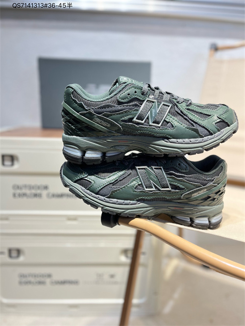 New Balance Shoes-M-1325