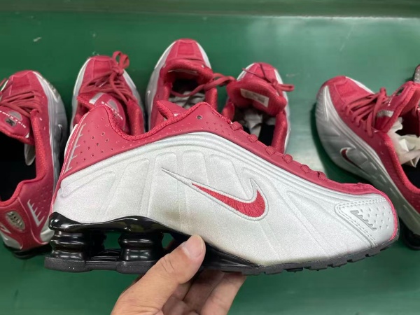 Shox R4-W-0067