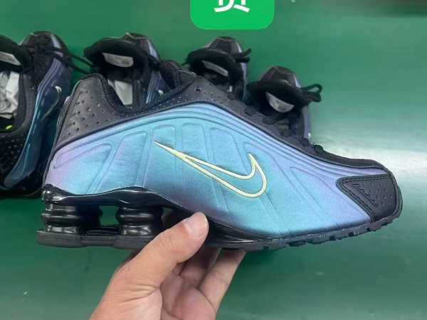 Shox R4-W-0069