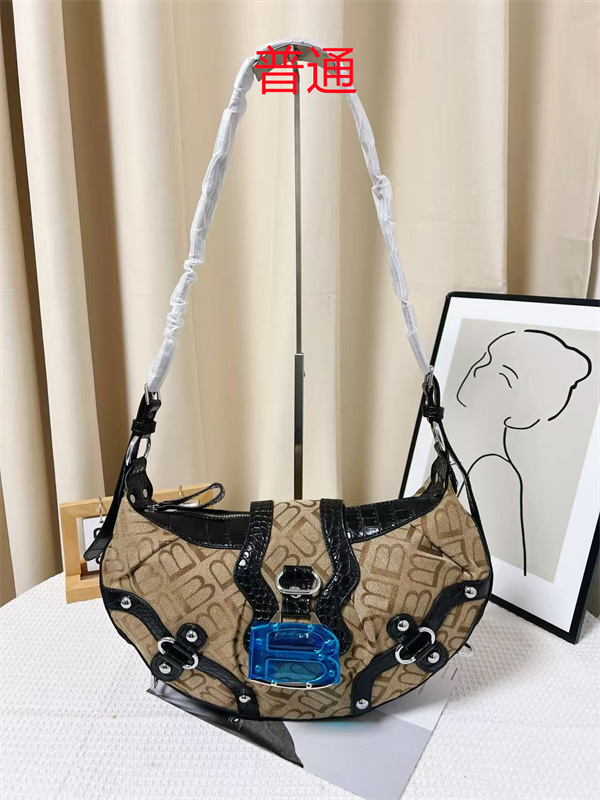 BALENCIAGA Bag-0006