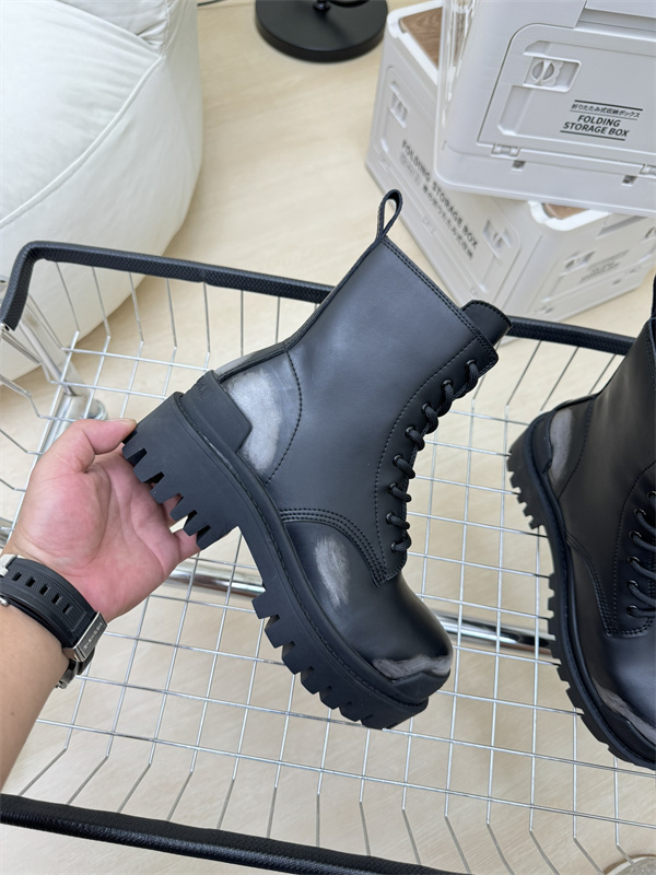 Balenciaga  Boots(AAA)-0019