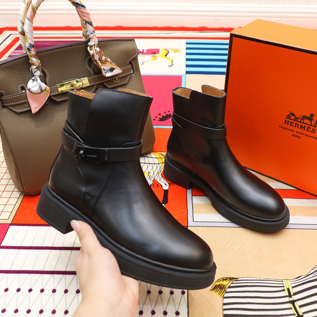 HERMES  Boots(AAA)-018