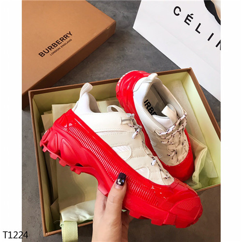 Burberry Shoes-W-002