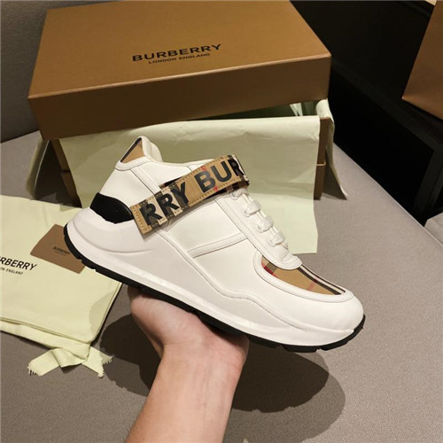 Burberry Shoes-W-030