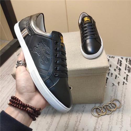 Burberry Shoes-M-117