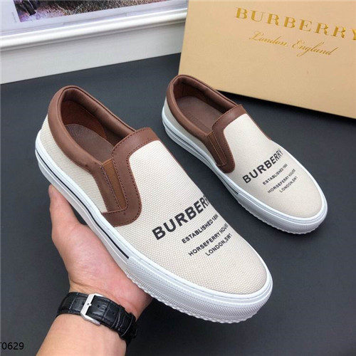 Burberry Shoes-M-137
