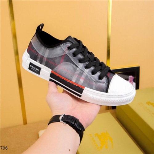 Burberry Shoes-M-165