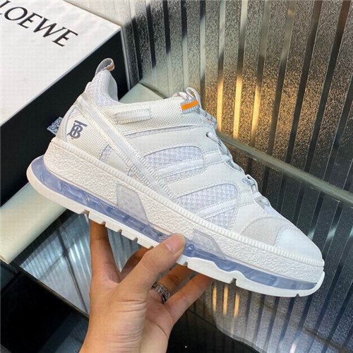 Burberry Shoes-M-174