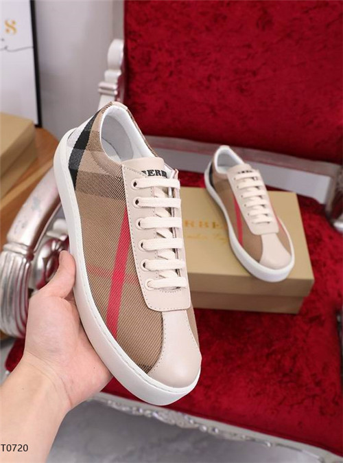 Burberry Shoes-M-193