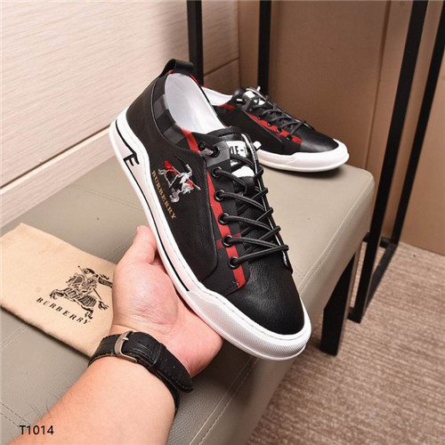 Burberry Shoes-M-261