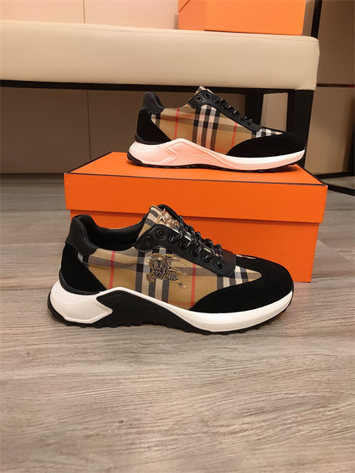 Burberry Shoes-M-514