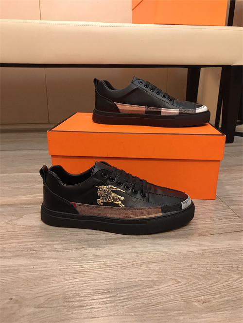 Burberry Shoes-M-532