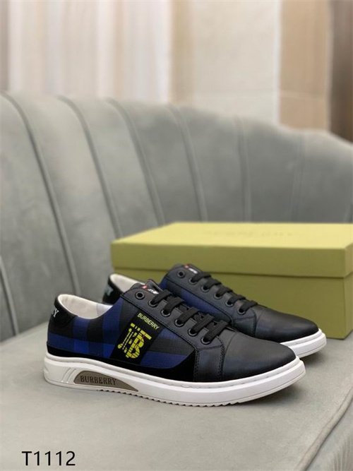 Burberry Shoes-M-540