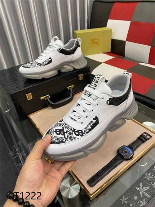Burberry Shoes-M-560