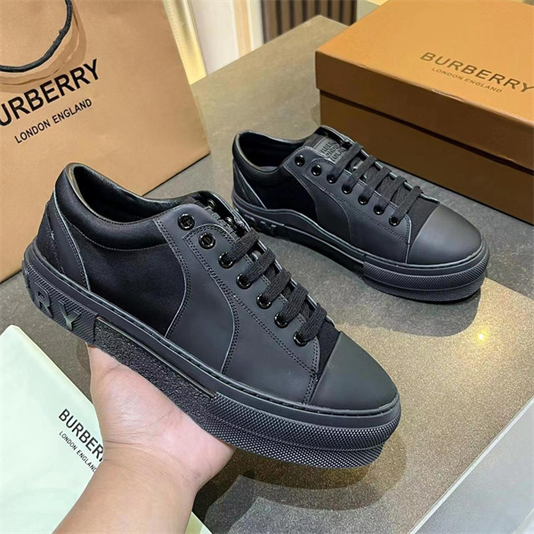 Burberry Shoes-W-0094