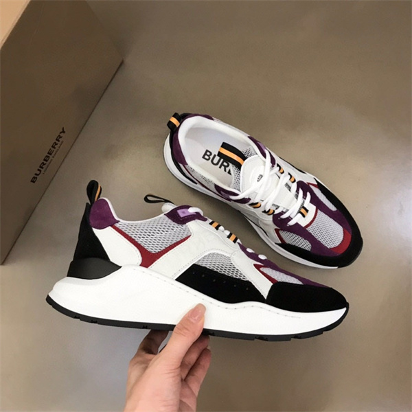 Burberry Shoes-M-868