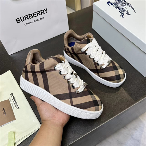Burberry Shoes-W-0046