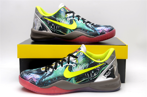 Kobe Bryant 8-M-011