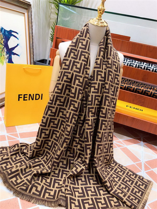 FENDI Scarve-035