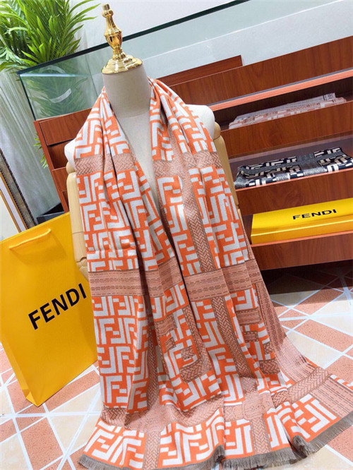 FENDI Scarve-043