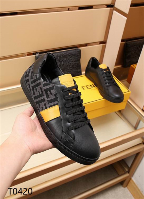 Fendi Shoes-M-166