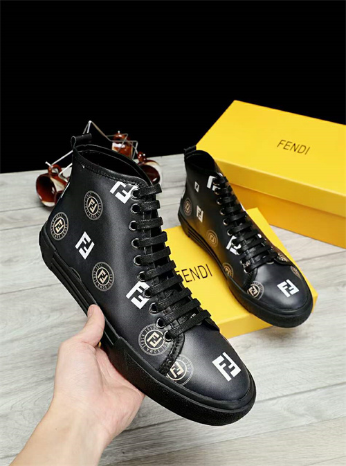 Fendi Shoes-M-268