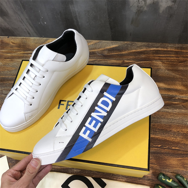 Fendi Shoes-M-0482