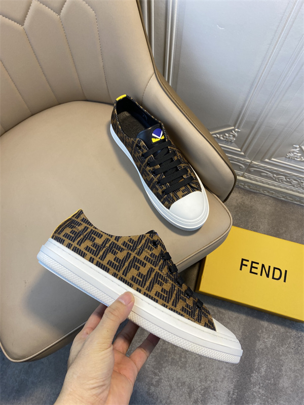 Fendi Shoes-M-0614