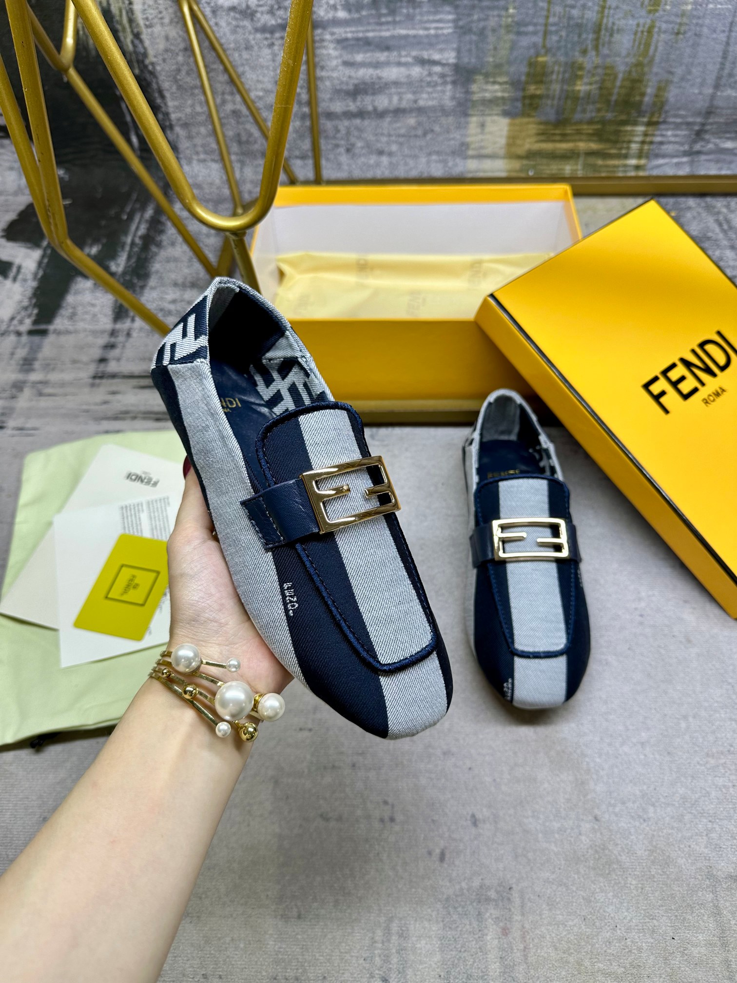 Fendi Shoes-M-0961