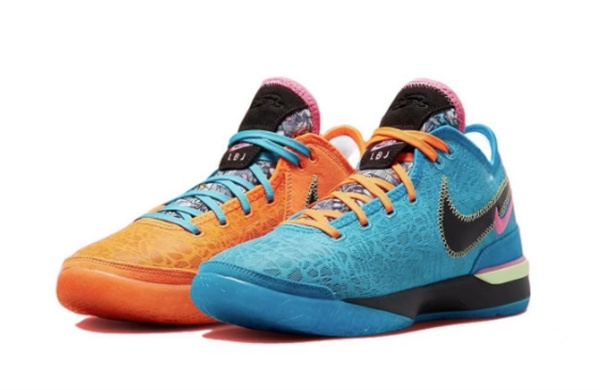 Lebron James 20-M-0021