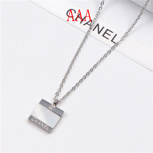 Chanel Necklace-012