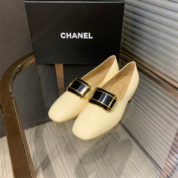 Chanel Shoes-W-323