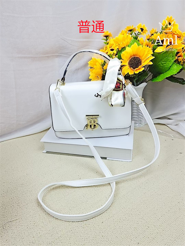 Buberry small bag-0011