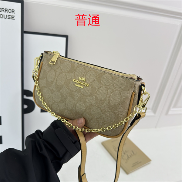 Coach small bag-0672