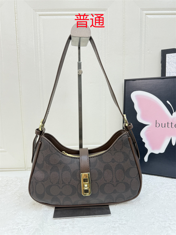 Coach small bag-0999