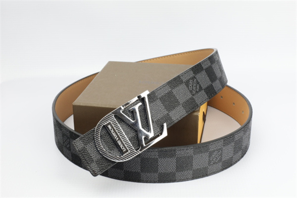 Lv-belt-0257