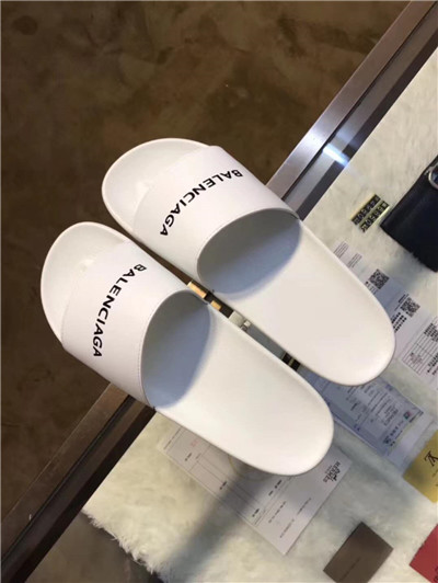 BALENCIAGA Sandal-M-001