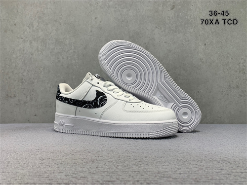 AF1 Low-W-1067