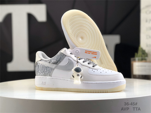 AF1 Low-W-1352