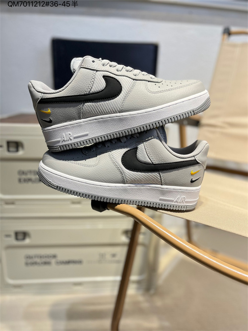 AF1 Low-M-1569