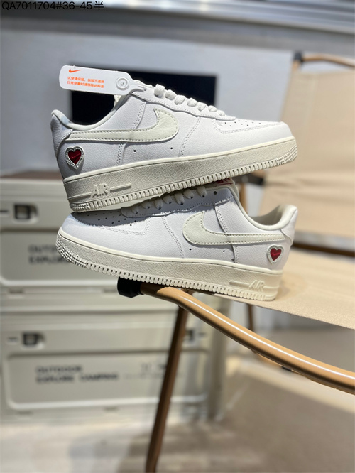 AF1 Low-W-1743