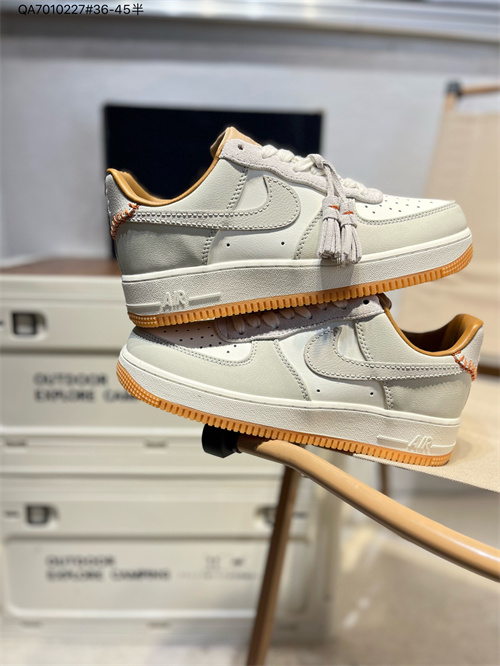 AF1 Low-M-1957