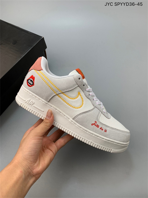 AF1 Low-W-818