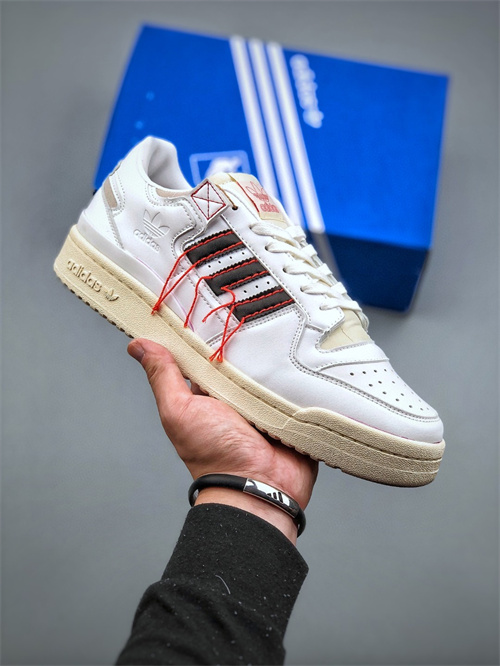 Adidas Originals Forum 84-M-021