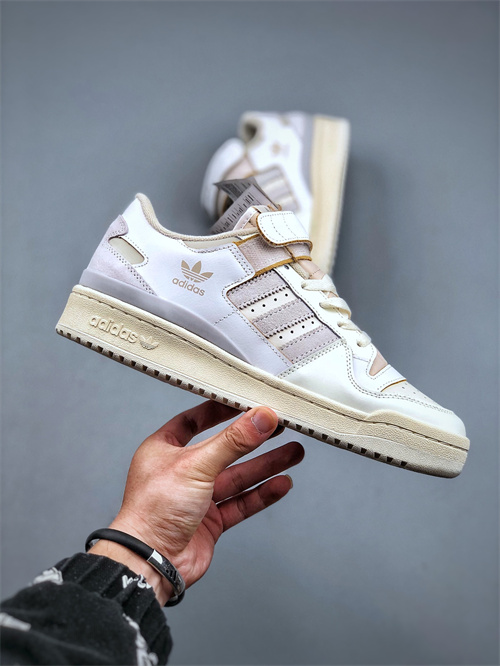 Adidas Originals Forum 84-M-071