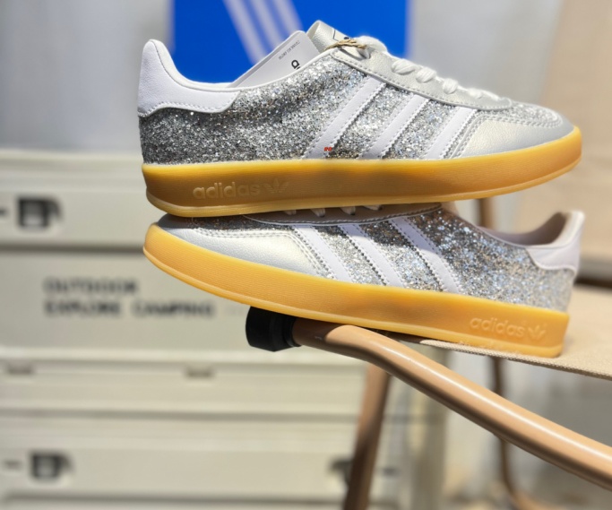 Adidas Originals Gazelle-M-0209