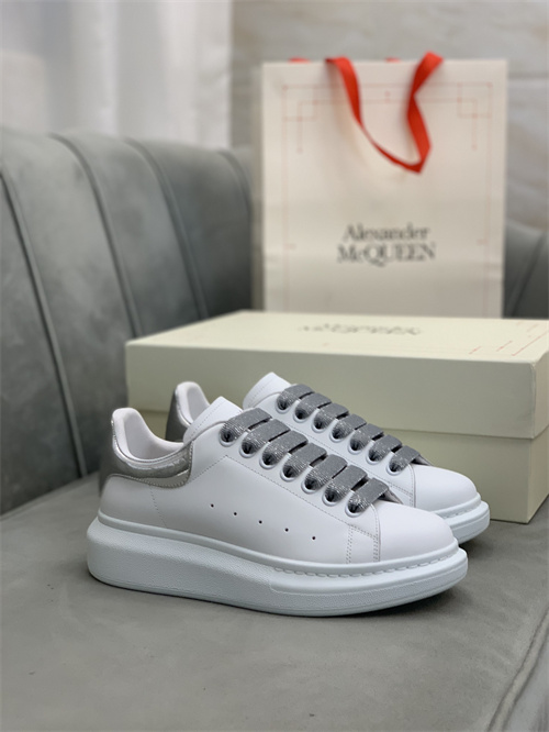 Alexander McQueen Shoes(AAA)-M/W-484