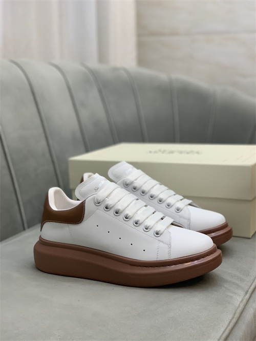 Alexander McQueen Shoes(AAA)-M/W-526