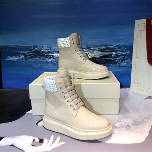 Alexander McQueen Shoes(AAA)-M/W-578