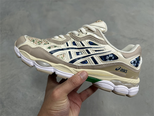 Asics shoes-W-0332